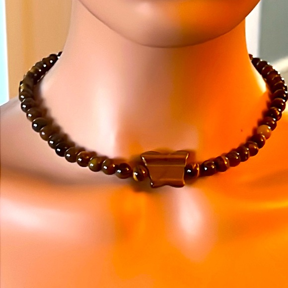 Tiger’s Eye Butterfly Necklace - Picture 3 of 3
